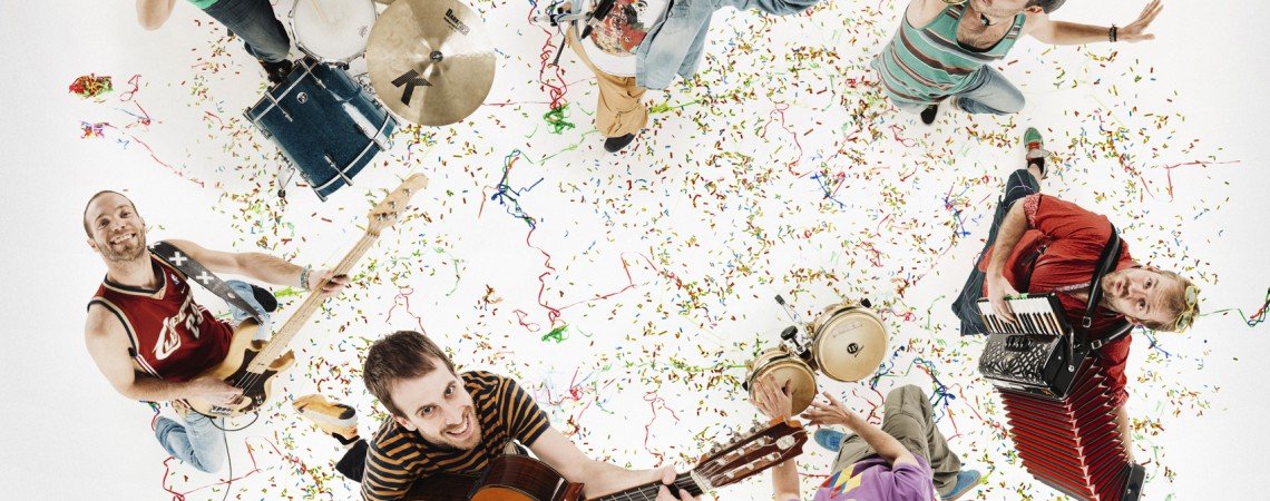 LA PEGATINA + VADEBO. Jardines de Viveros